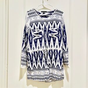 Romeo & Juliet Couture long sleeve blue white Aztec shorts romper jumpsuit M